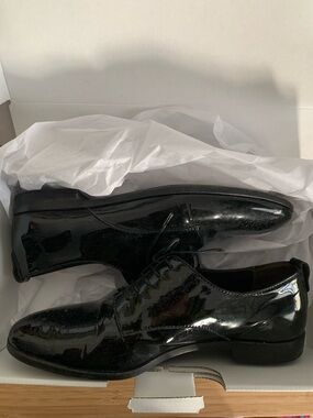 AGL Black Patent Leather Lace-Up Oxfords